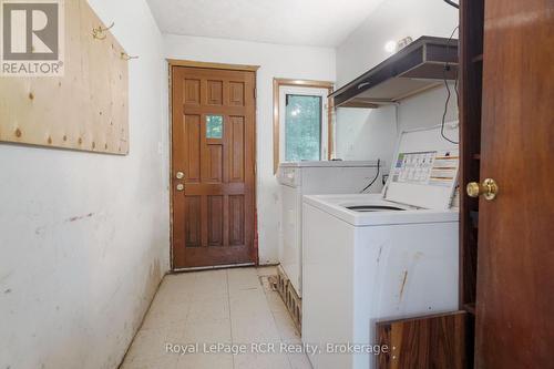 984 14 Concession E, Brockton, ON - Indoor Photo Showing Laundry Room