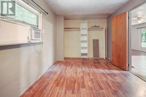 984 14 Concession E, Brockton, ON - Indoor Photo Showing Other Room