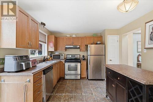 88 A Price Road, Tweed (Elzevir (Twp)), ON - Indoor Photo Showing Kitchen