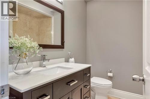 216 Rebecca Street, Oakville, ON - Indoor Photo Showing Bathroom