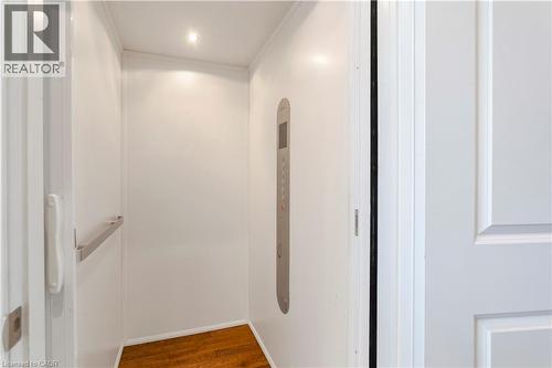 216 Rebecca Street, Oakville, ON - Indoor Photo Showing Other Room