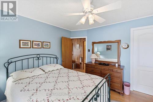 1143B Don Anna Road, North Frontenac, ON - Indoor Photo Showing Bedroom