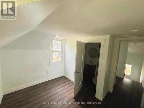 18 Ritchie Avenue, Belleville (Belleville Ward), ON - Indoor Photo Showing Other Room