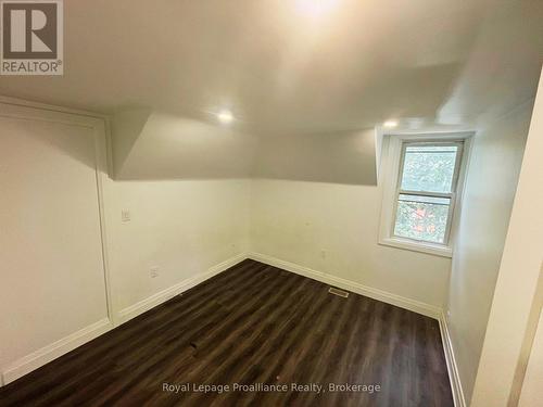 18 Ritchie Avenue, Belleville (Belleville Ward), ON - Indoor Photo Showing Other Room
