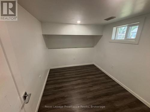 18 Ritchie Avenue, Belleville (Belleville Ward), ON - Indoor Photo Showing Other Room