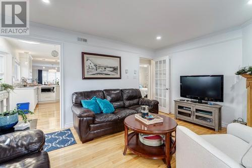 58 Duntara Crescent, St. John'S, NL - Indoor Photo Showing Living Room