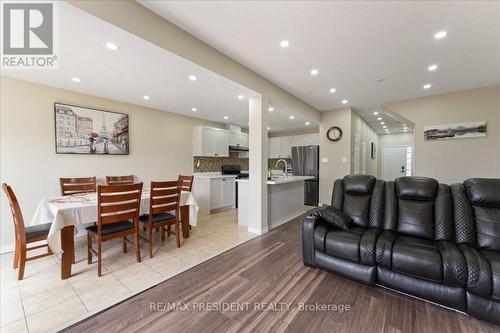 285 Southbrook Drive, Hamilton, ON - Indoor
