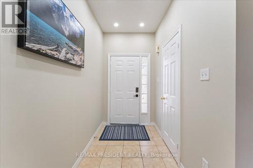 285 Southbrook Drive, Hamilton, ON - Indoor Photo Showing Other Room