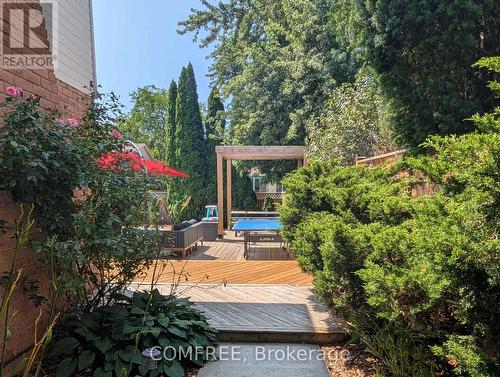 12 Millbridge Crescent, Pelham (Fonthill), ON - Outdoor