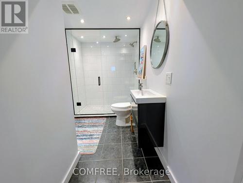 12 Millbridge Crescent, Pelham (Fonthill), ON - Indoor Photo Showing Bathroom