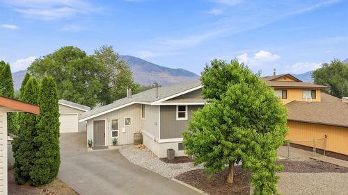 728 Driftwood Place, Kamloops, BC - Outdoor