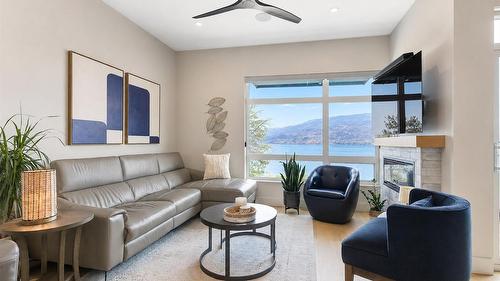 5979 Princess Street, Peachland, BC - Indoor Photo Showing Living Room With Fireplace