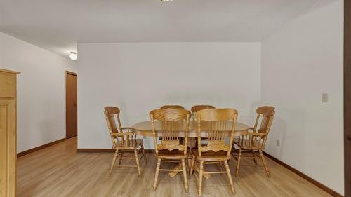 7603 De Jong Drive, Coldstream, BC - Indoor Photo Showing Dining Room