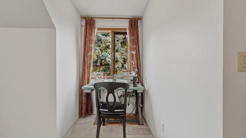7603 De Jong Drive, Coldstream, BC - Indoor