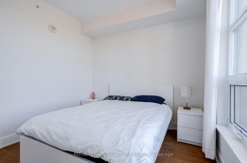 506-144 Park Street, Waterloo, ON - Indoor Photo Showing Bedroom