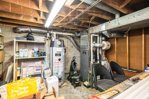 124 Broker Drive, Hamilton, ON - Indoor Photo Showing Basement