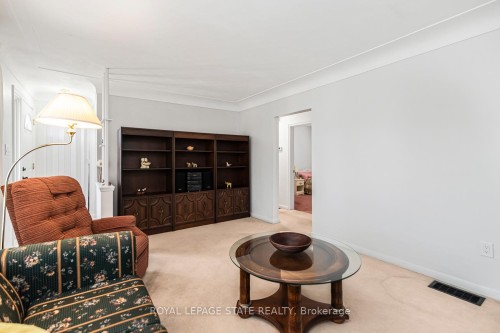 124 Broker Drive, Hamilton, ON - Indoor
