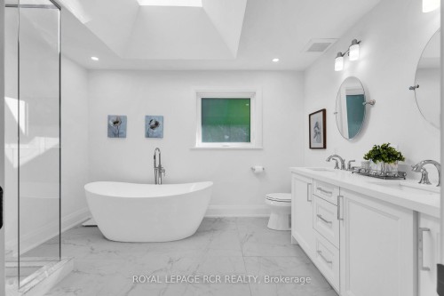 163 Confederation Street, Halton Hills, ON - Indoor Photo Showing Bathroom
