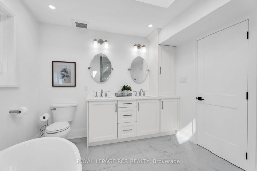 163 Confederation Street, Halton Hills, ON - Indoor Photo Showing Bathroom
