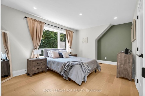 163 Confederation Street, Halton Hills, ON - Indoor Photo Showing Bedroom