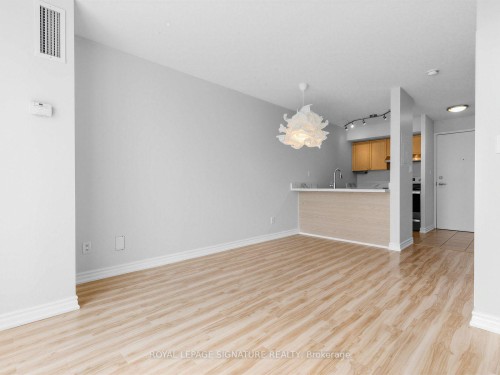 438-1029 King Street W, Toronto, ON - Indoor