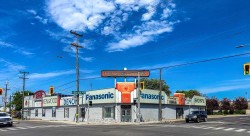 1325 Barton Street E Hamilton, ON L8H 4T1