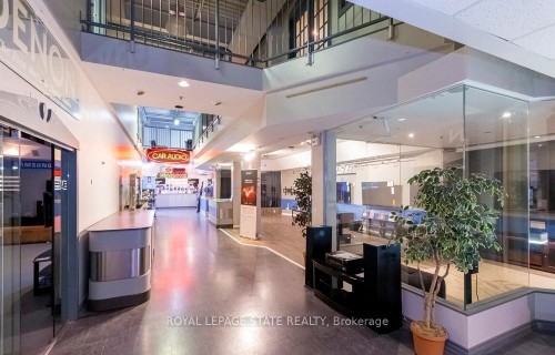 1325 Barton Street E, Hamilton, ON 