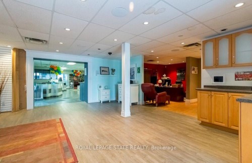 1325 Barton Street E, Hamilton, ON 