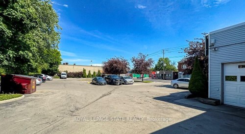 1325 Barton Street E, Hamilton, ON 