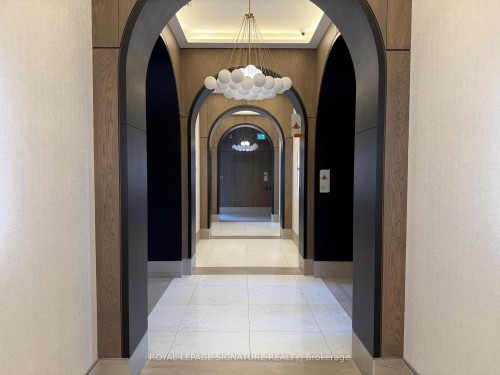 2009-30 Inn On The Park Drive, Toronto, ON - Indoor Photo Showing Other Room