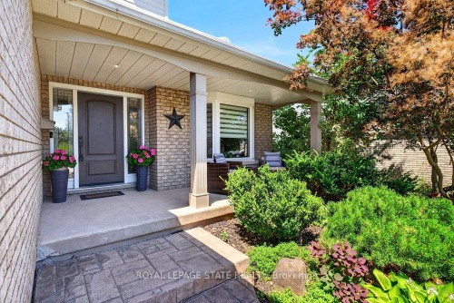5140 Crimson King Way, Lincoln, ON - Outdoor With Deck Patio Veranda