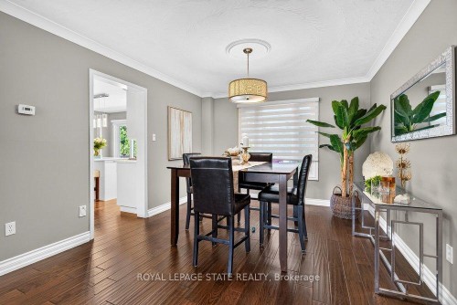 5140 Crimson King Way, Lincoln, ON - Indoor Photo Showing Dining Room