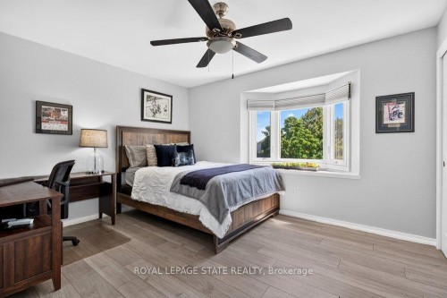 5140 Crimson King Way, Lincoln, ON - Indoor Photo Showing Bedroom
