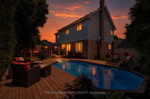 5140 Crimson King Way, Lincoln, ON - Outdoor With In Ground Pool With Deck Patio Veranda