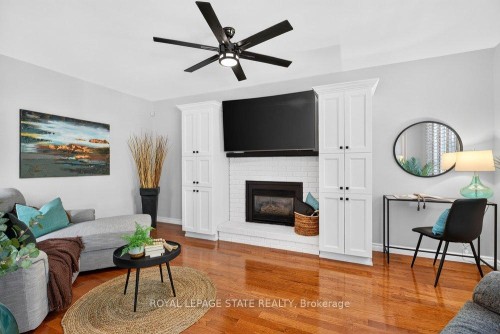 5140 Crimson King Way, Lincoln, ON - Indoor Photo Showing Living Room With Fireplace