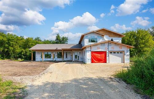 23109 Springfield 63N Rd, Springfield Rm, MB - Outdoor