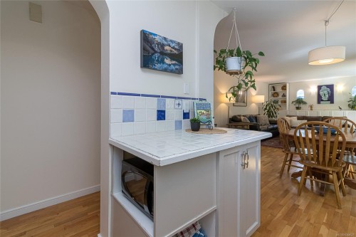 #B-1601 Haultain St, Victoria, BC - Indoor