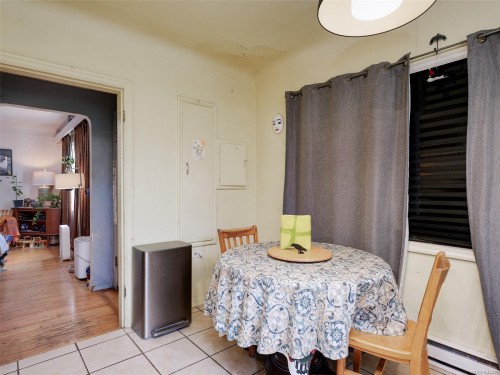 2607 Shelbourne St, Victoria, BC 