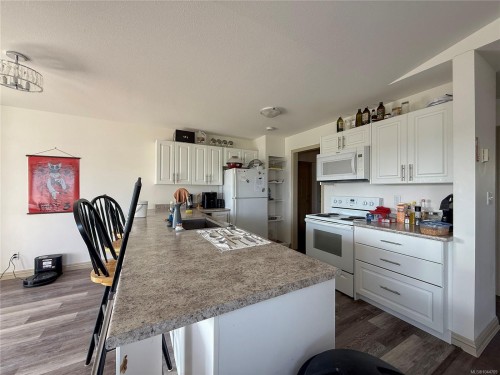 4453 Barclay Rd, Campbell River, BC 