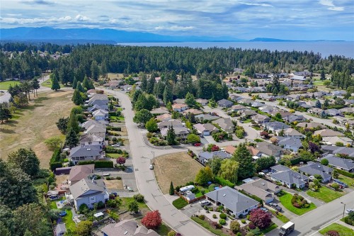 599 Tournament Tour, Qualicum Beach, BC 