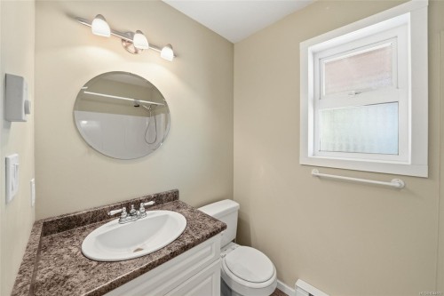 3970 Bovanis Rd, Bowser, BC 