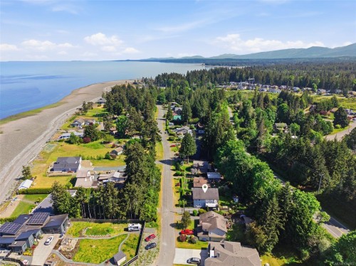 3970 Bovanis Rd, Bowser, BC 