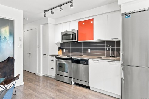 #215-517 Fisgard St, Victoria, BC - Indoor Photo Showing Kitchen With Stainless Steel Kitchen With Upgraded Kitchen