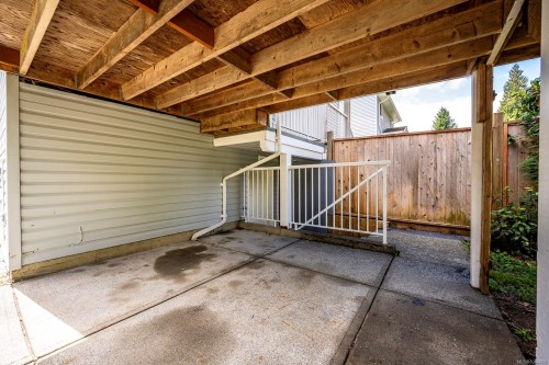 #B-2221 Embleton Cres, Courtenay, BC - Outdoor With Exterior