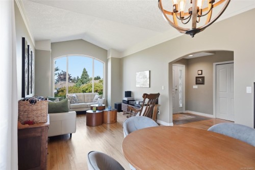 1096 Aery View Way, Parksville, BC 