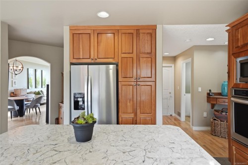 1096 Aery View Way, Parksville, BC 