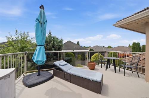 1096 Aery View Way, Parksville, BC 