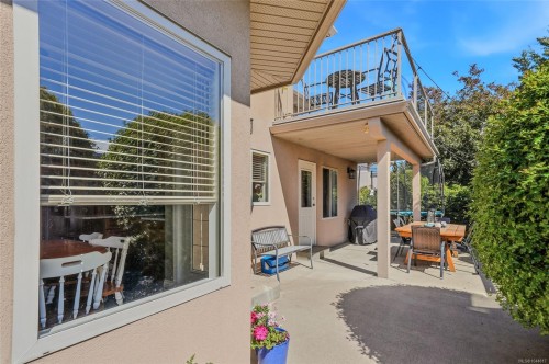 1096 Aery View Way, Parksville, BC 