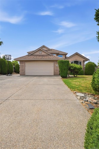 1096 Aery View Way, Parksville, BC 