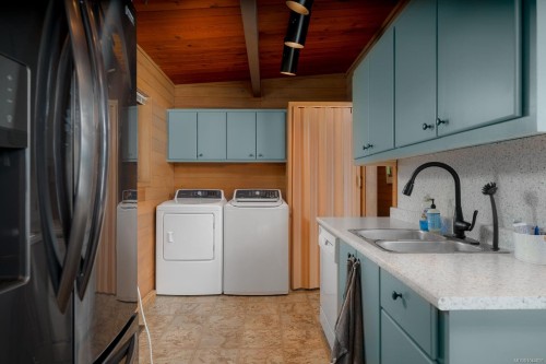 8935 Faber Rd, Port Alberni, BC 
